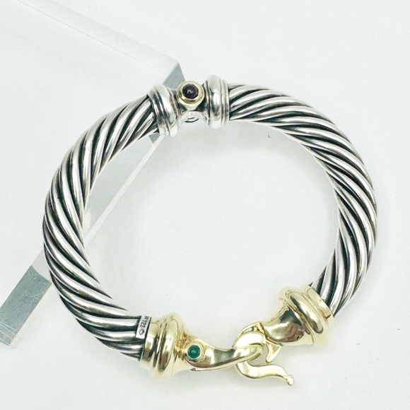 David Yurman 10mm Gold Buckle Bracelet With Garnet And Green Onyx - Picture 7 of 9